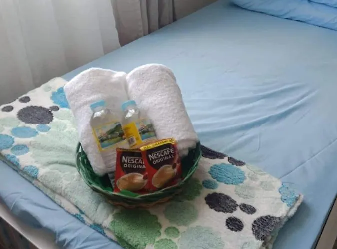 Aparthotel Lizzie's Place At Amaia Skies Cubao