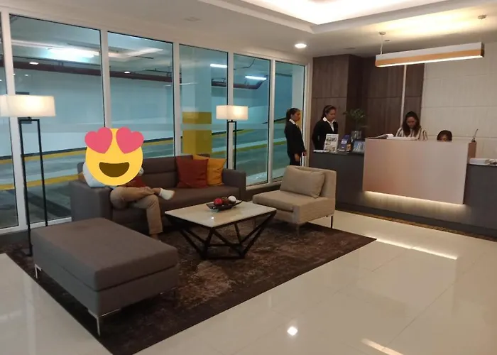Aparthotel Lizzie's Place At Amaia Skies Cubao *